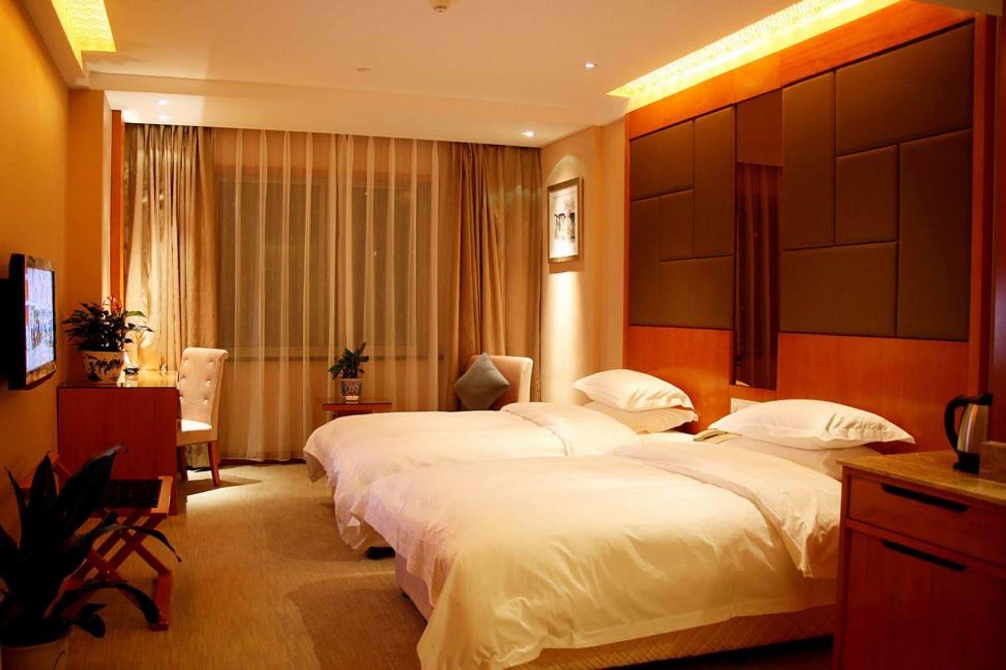 Oriental Hotel Tong Xiang Jiaxing Exterior photo